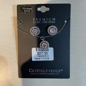 Crystal Avenue necklace and earring set